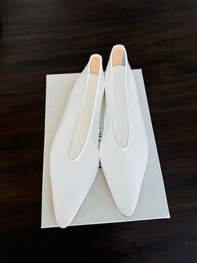 Dear Frances White Topo Flats